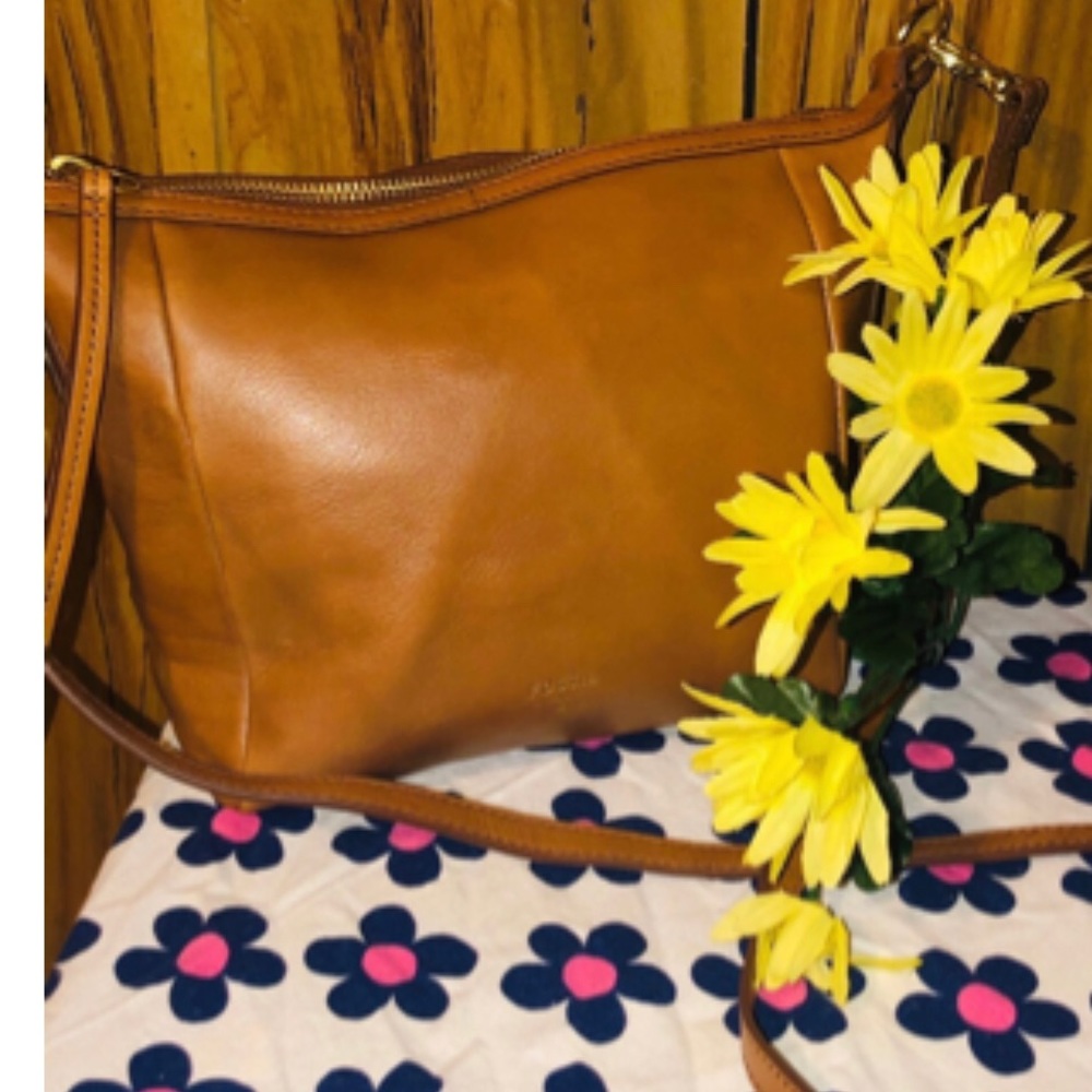 Fossil purse issue number 1954 crossbody